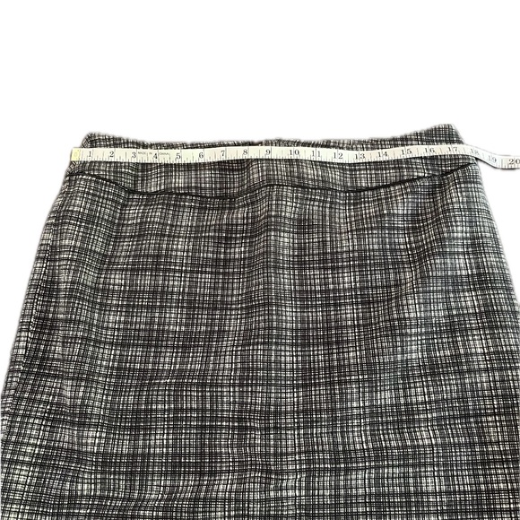 Woman’s Kasper black white tweed skirt size 12 - Picture 6 of 8